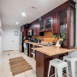  Apartment Basement With Private Patio In Davenport